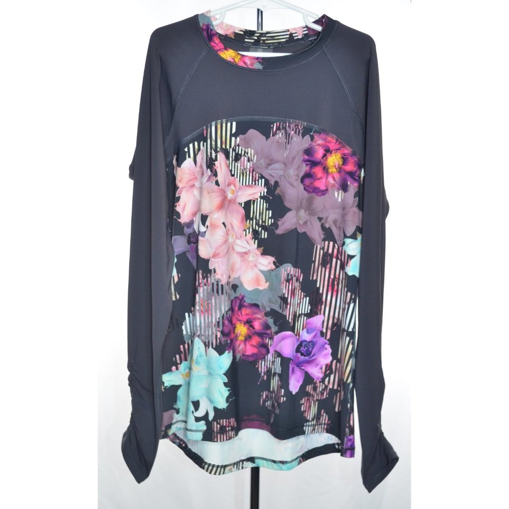 NWOT Calia By Carrie Underwood Floral Ruched Long Sleeve Rashguard Size XS
